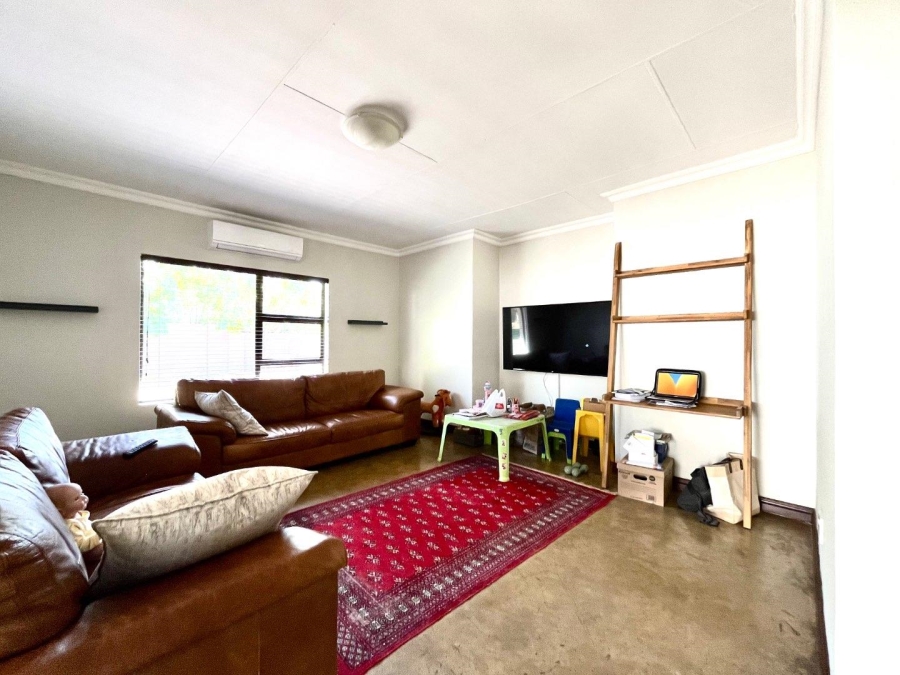 4 Bedroom Property for Sale in Woodland Hills Free State
